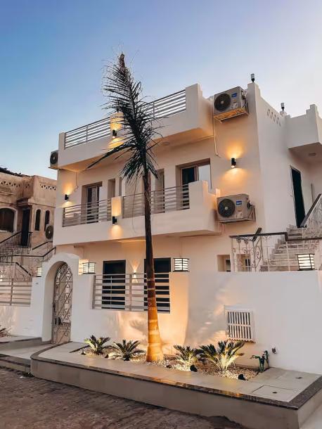 New lux 2 bedroom apartment 90m from the beach egypt-1