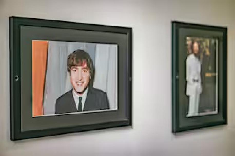 Lennon Suite at Casbah Coffee Club Suites-6