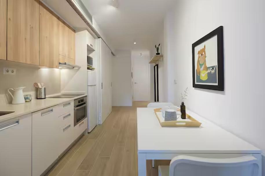 Comfortable apartment near Barcelona-18