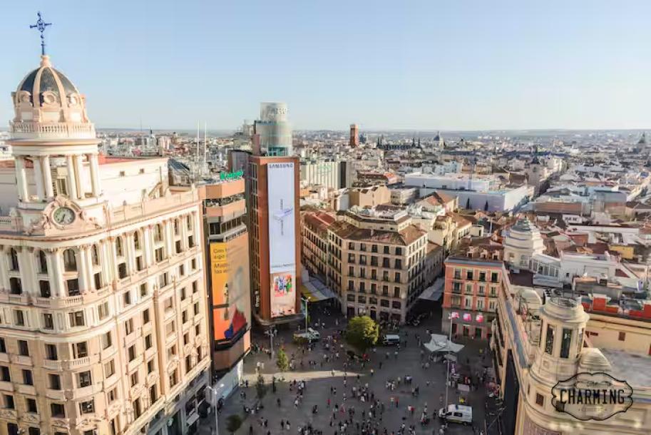 Charming Gran Vía Callao 5 - The best views spain madrid-7