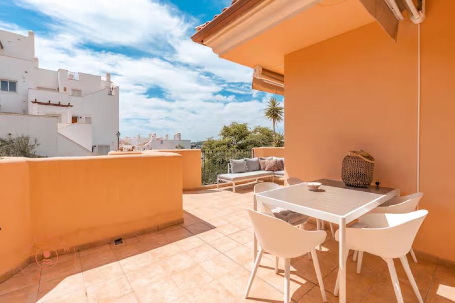 Stylish Apartment Aloha Hill Club Marbella-12